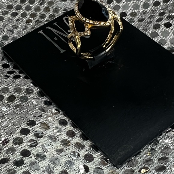 Inc ring size 8 - Picture 3 of 4